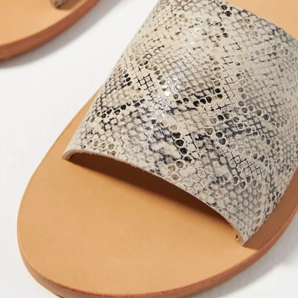 Anthropologie Beek by Two Birds Mockingbird Slide Sandals Tan Snake NIB